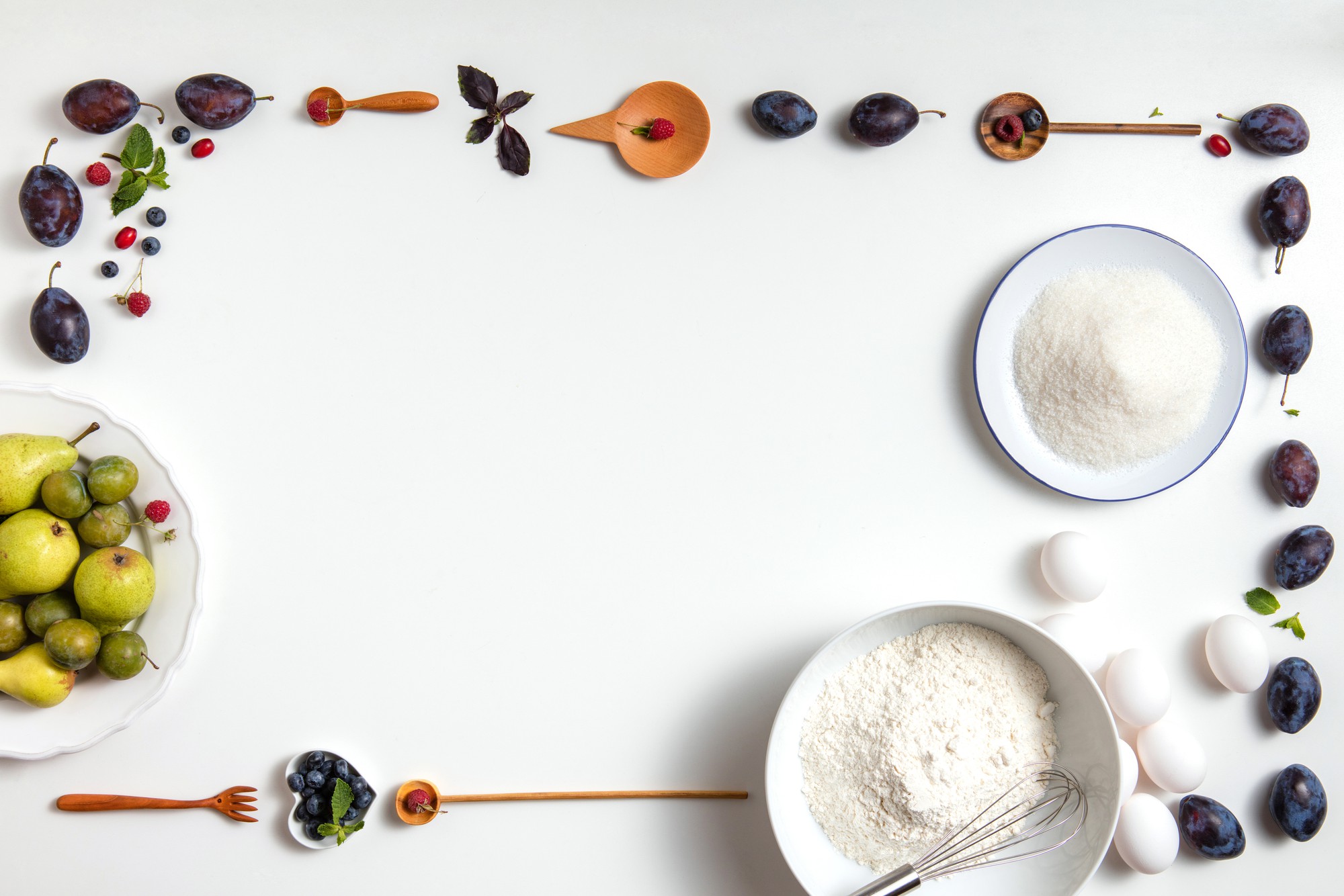 Set di ingredienti selezionati su tovagliato elegante